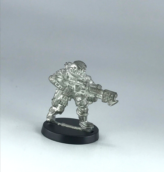 Inquisitorial Stormtrooper with Flamethrower Imperial Guard Warhammer 40K X5423