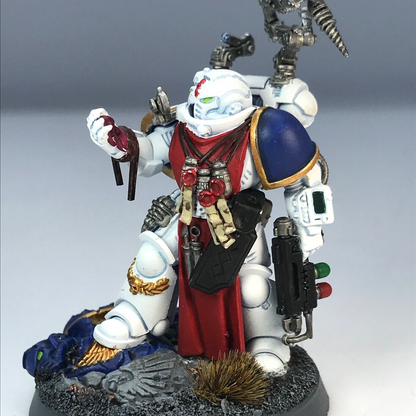 Primaris Apothecary Space Marine - Painted - Warhammer 40K X9922