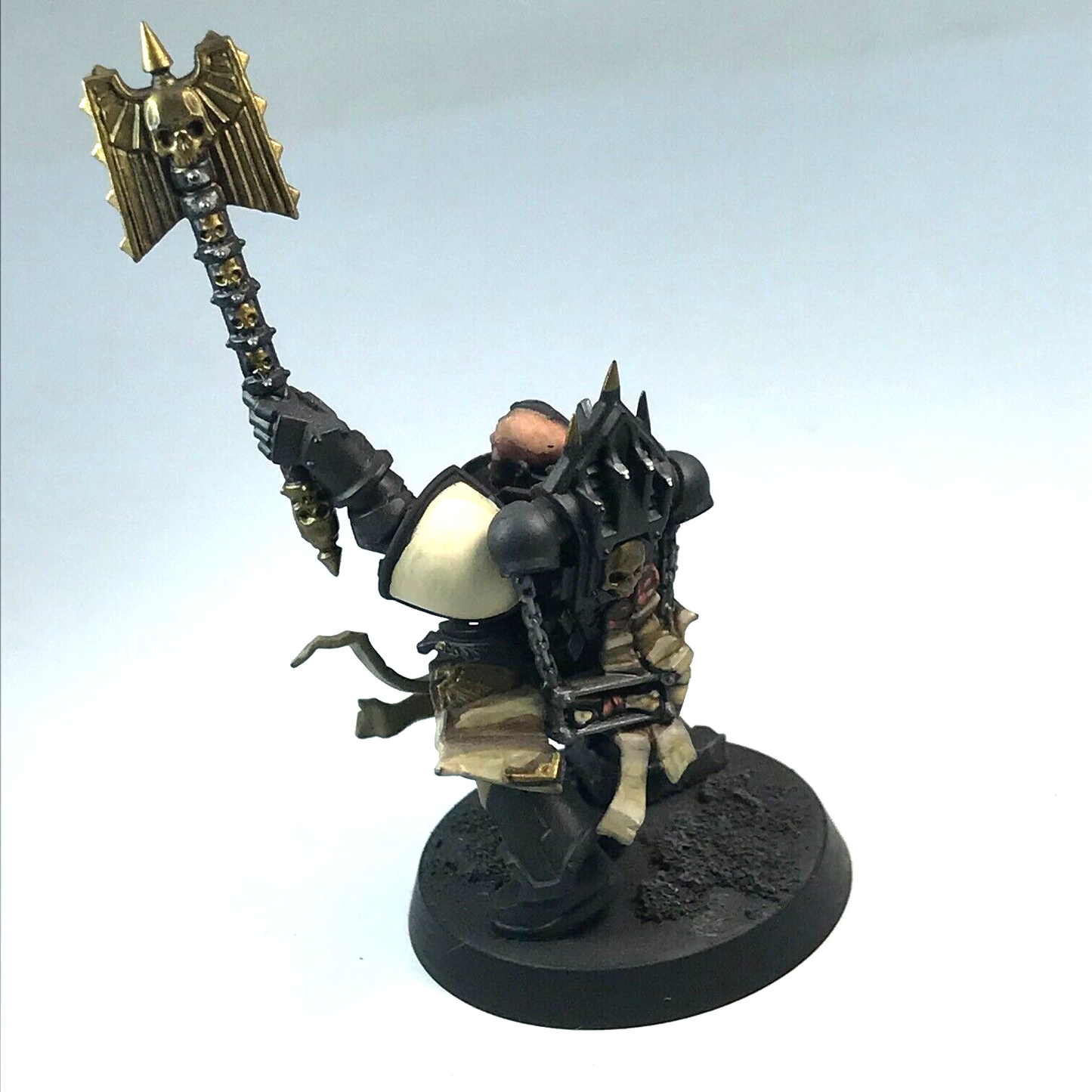 Space Marine Chaplain - Painted - Warhammer 40K X10493