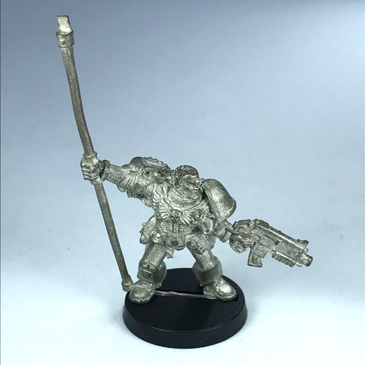 Metal Classic Standard Bearer Command Space Marine - Warhammer 40K X2522