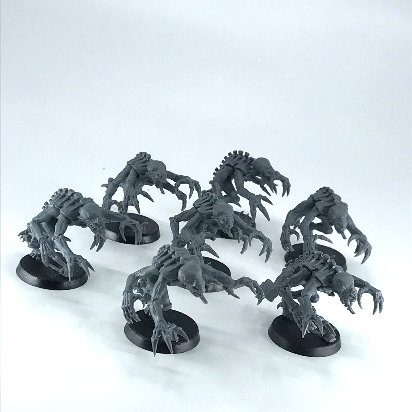 Tyranid Genestealers - Games Workshop Warhammer 40K C2110