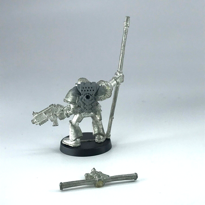 Company Standard Bearer Space Marine Warhammer 40K Classic Metal X5806