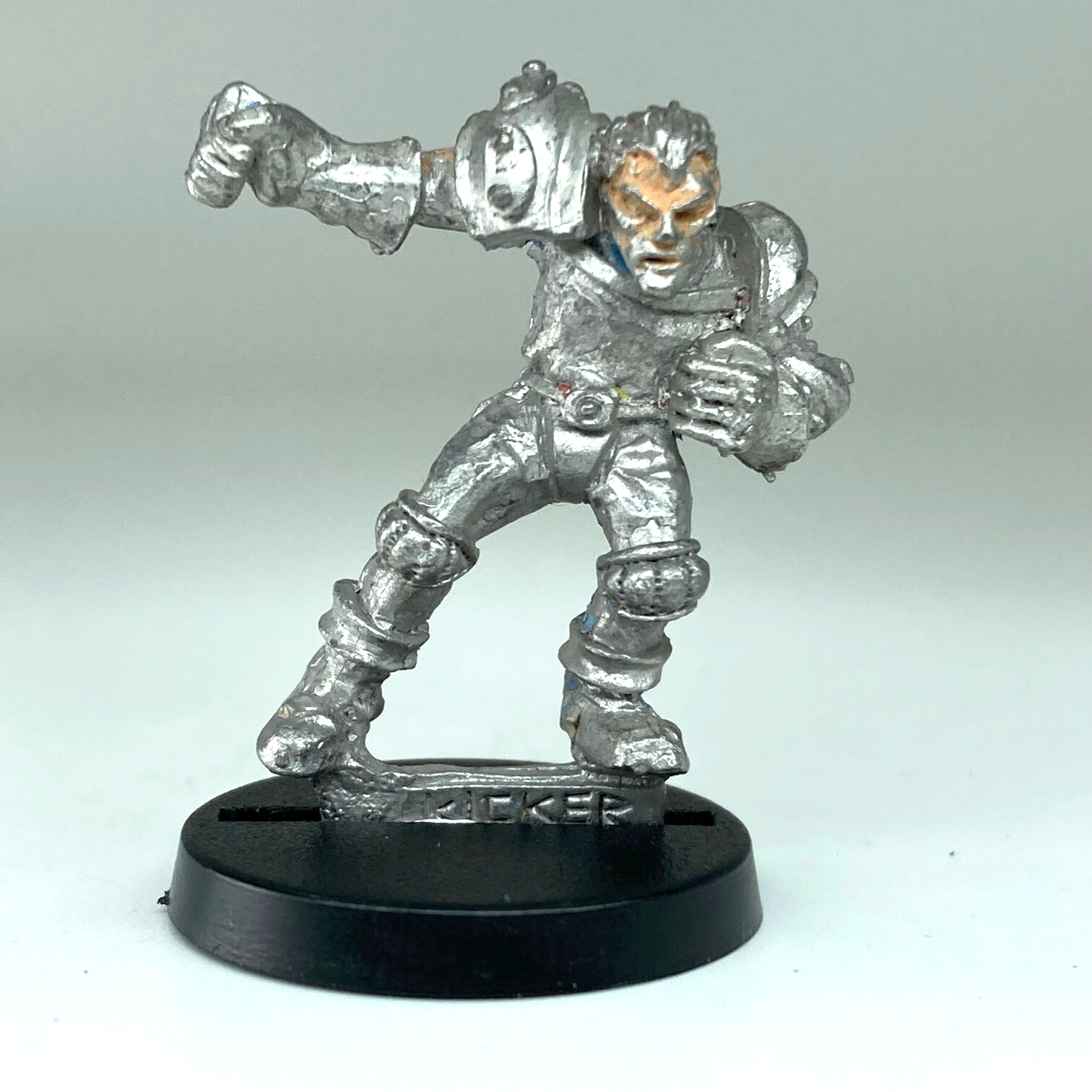 fb1fe0b7-bbbc-4a94-b9bf-8b48befaddec