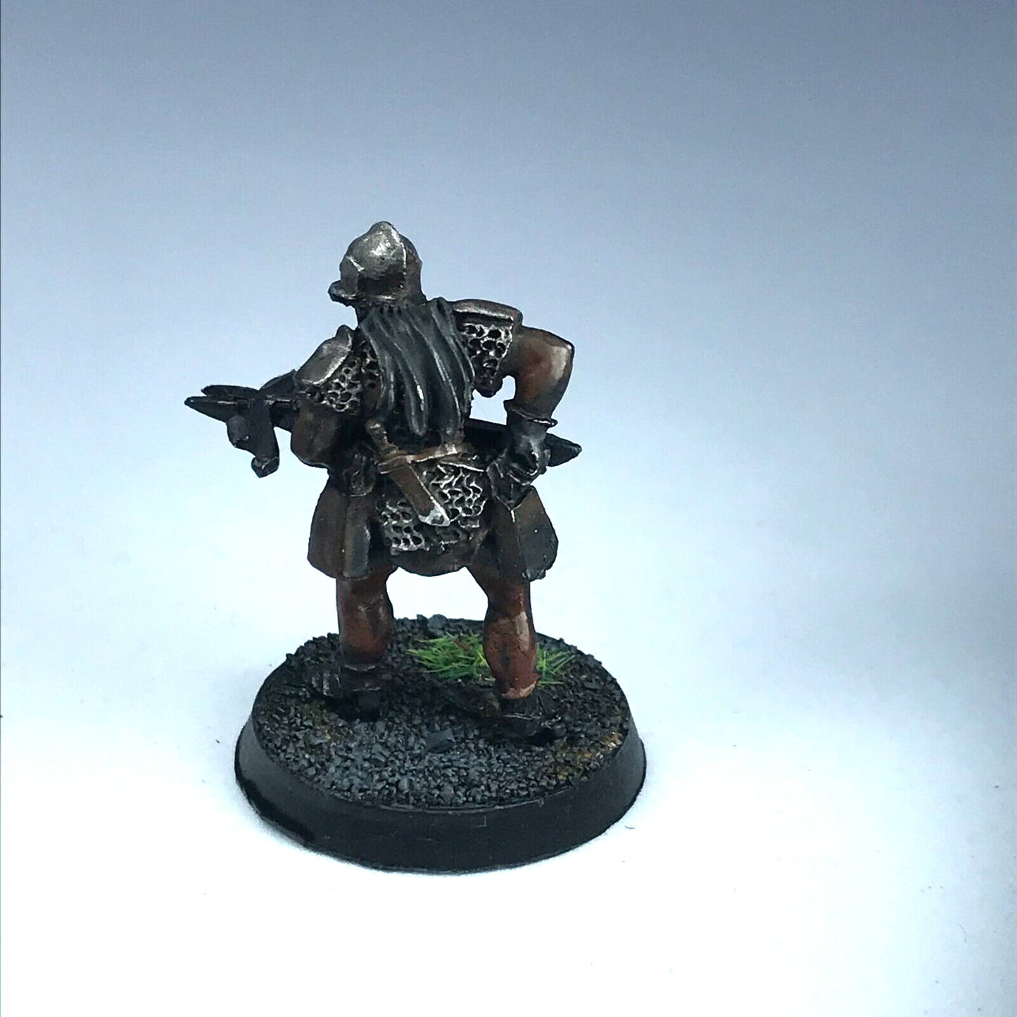 Uruk Hai with Crossbow - LOTR Warhammer Lord of the Rings Painted Metal X10194