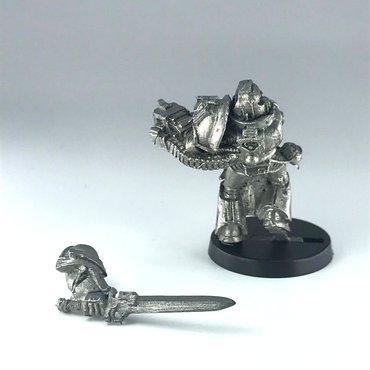 Grey Knight with Sword Space Marine - Warhammer 40K Games Workshop Metal X790