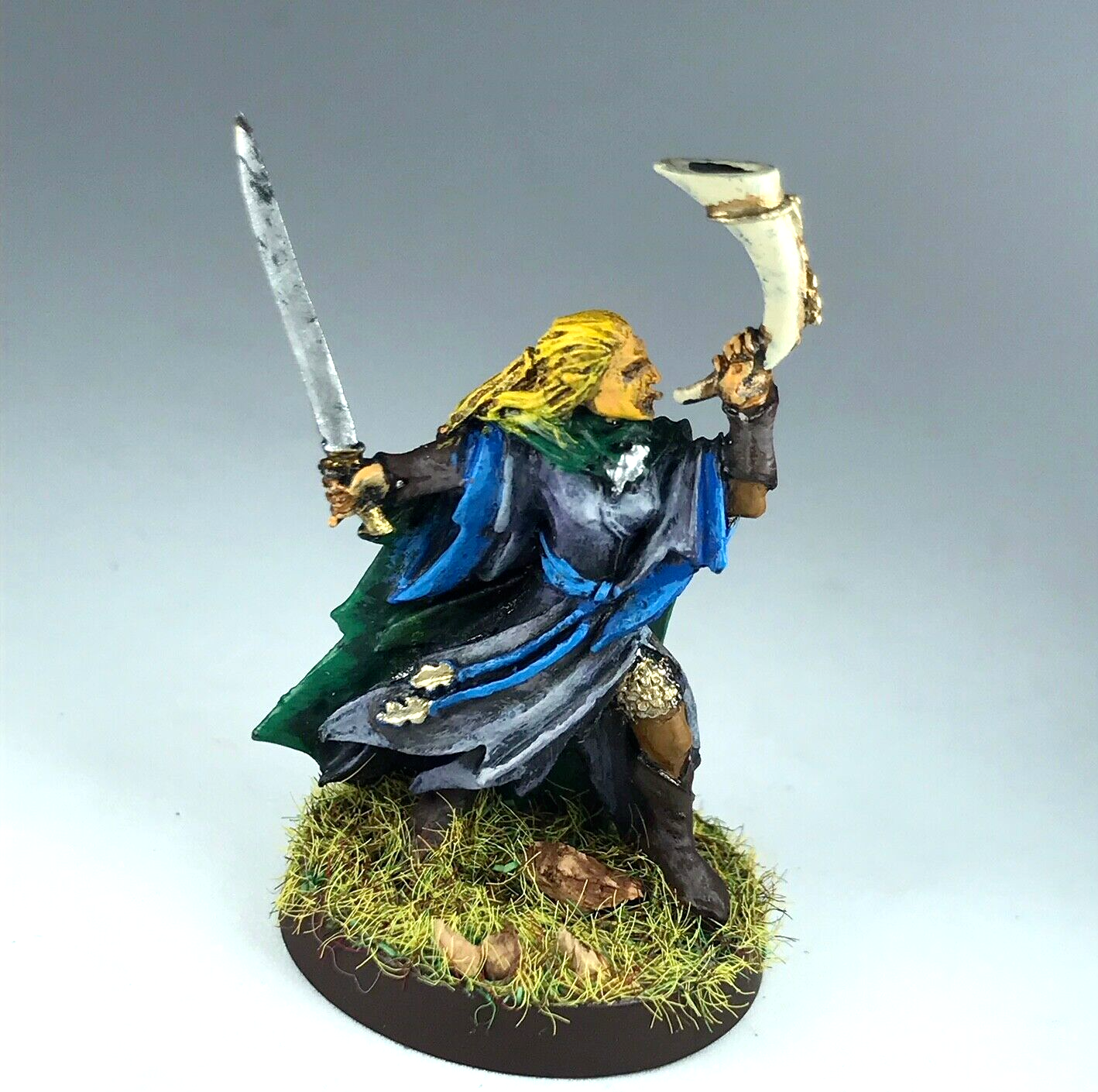 Lothlorien Wood Elf Hornblower LOTR - Warhammer / Lord of the Rings Metal X5711