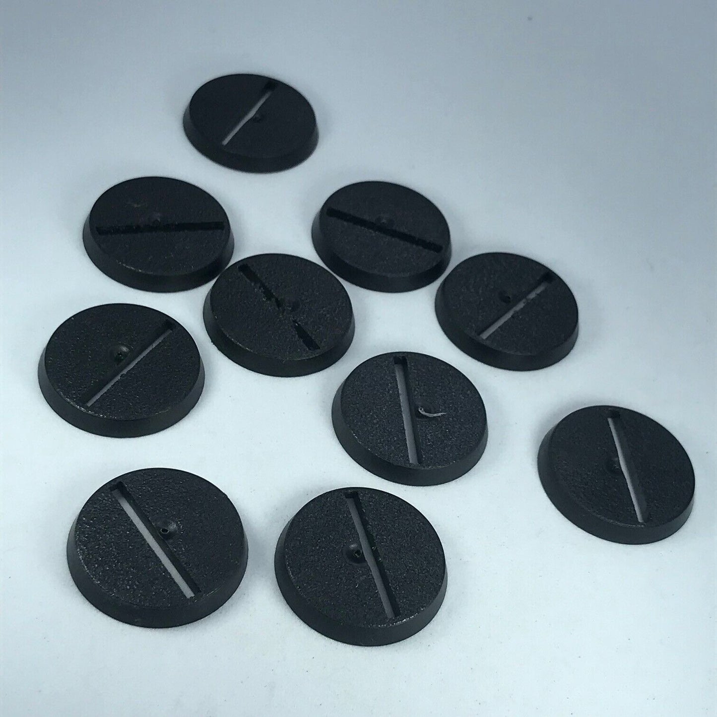 Original GW Dated 2005 25mm Round Bases Slotta - Warhammer Games Workshop X8250