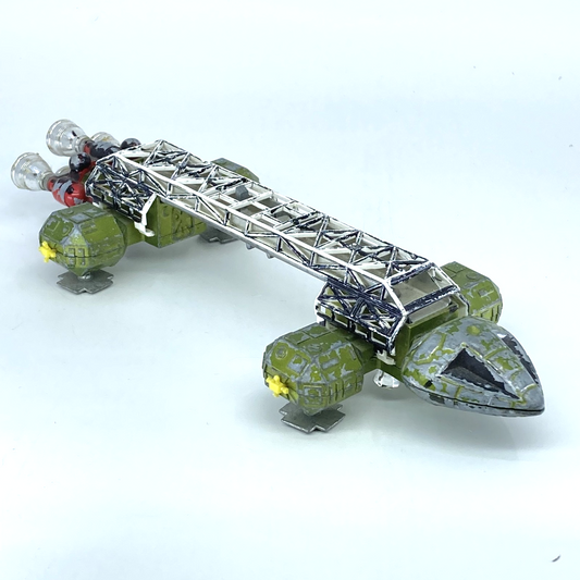 fcf35057-7e72-4d43-b3f5-42e7155bdc74