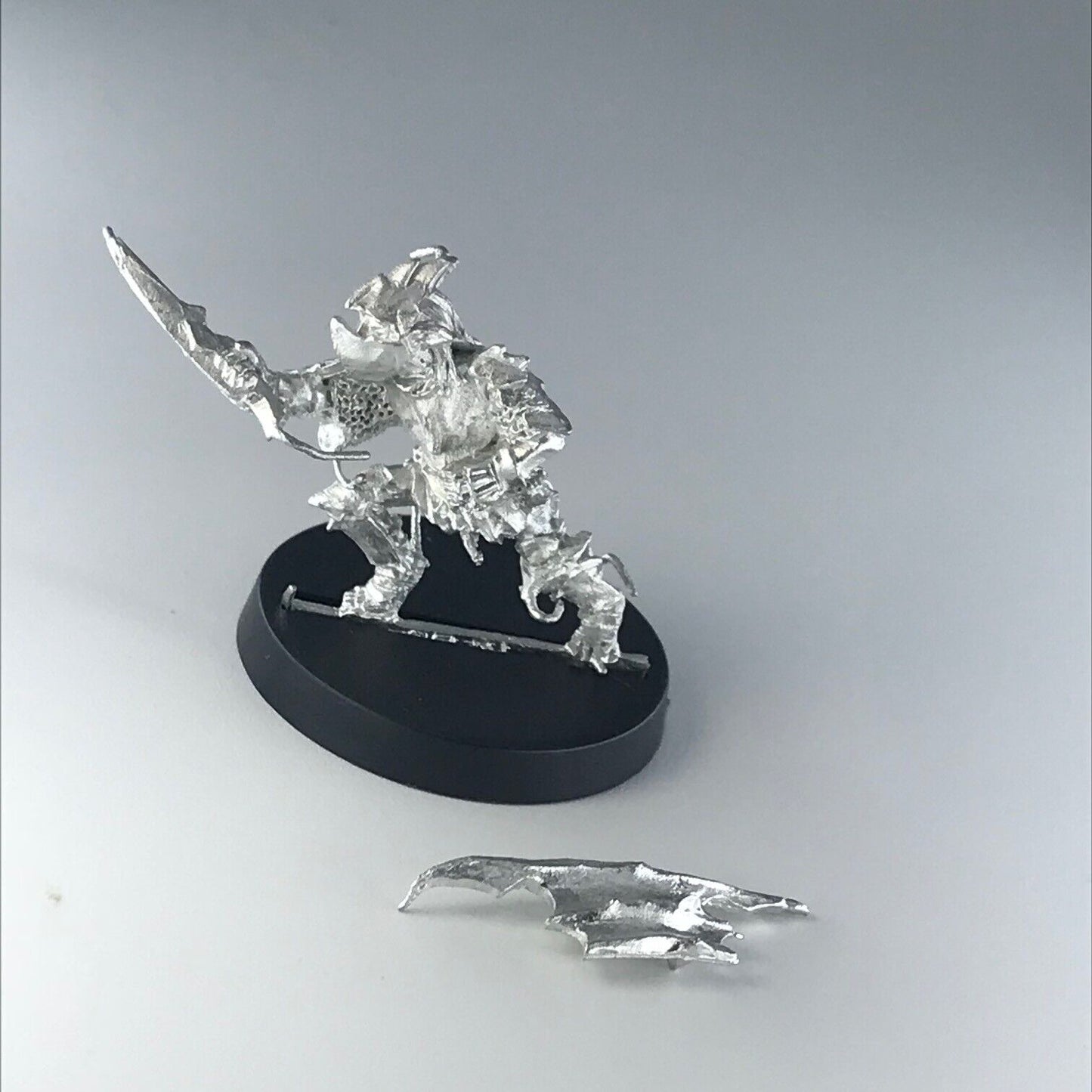 Moria Goblin Armoured Warrior LOTR - Warhammer / Lord of the Rings Metal X10202