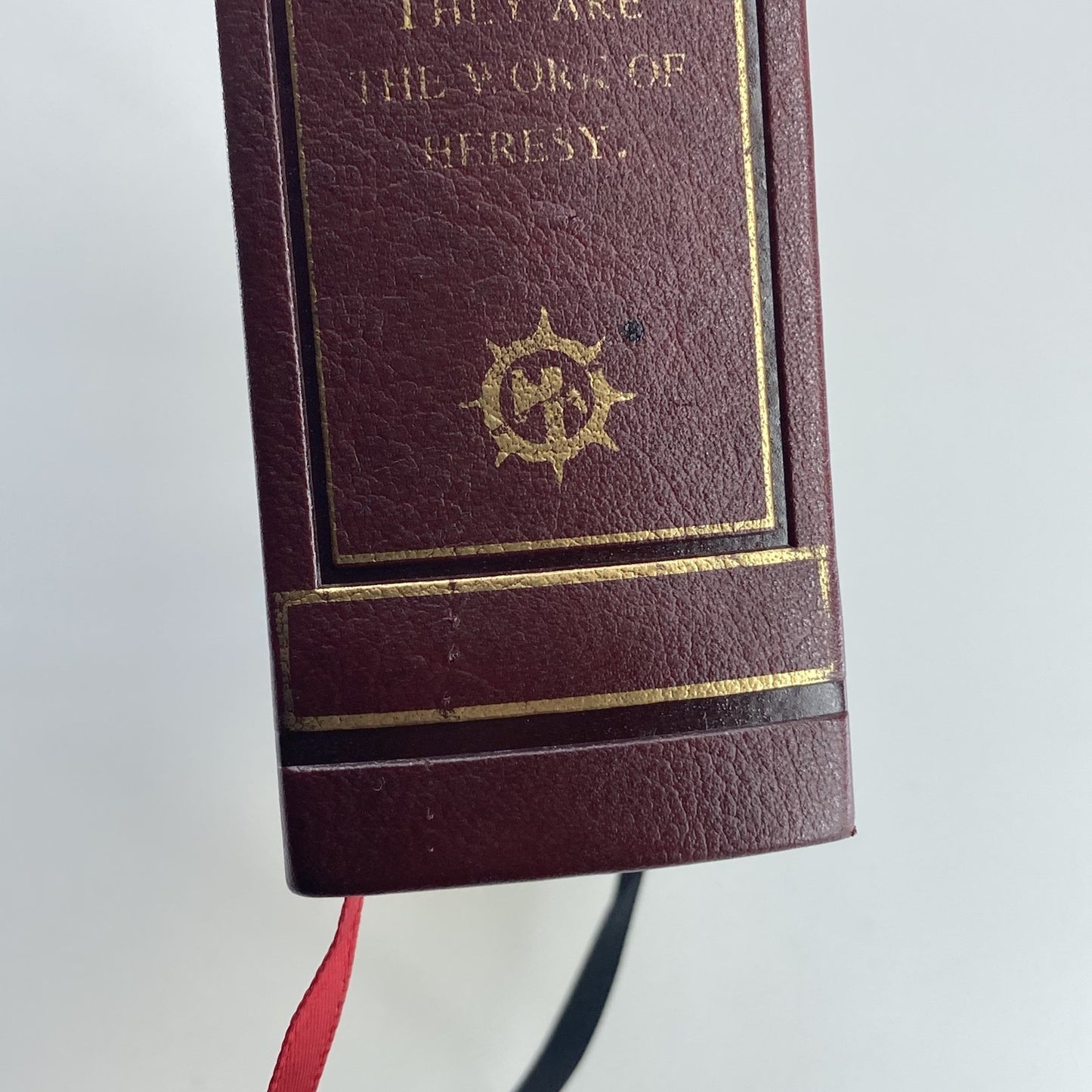 fff247b0-34cc-476f-b333-e5e8dd160c6c